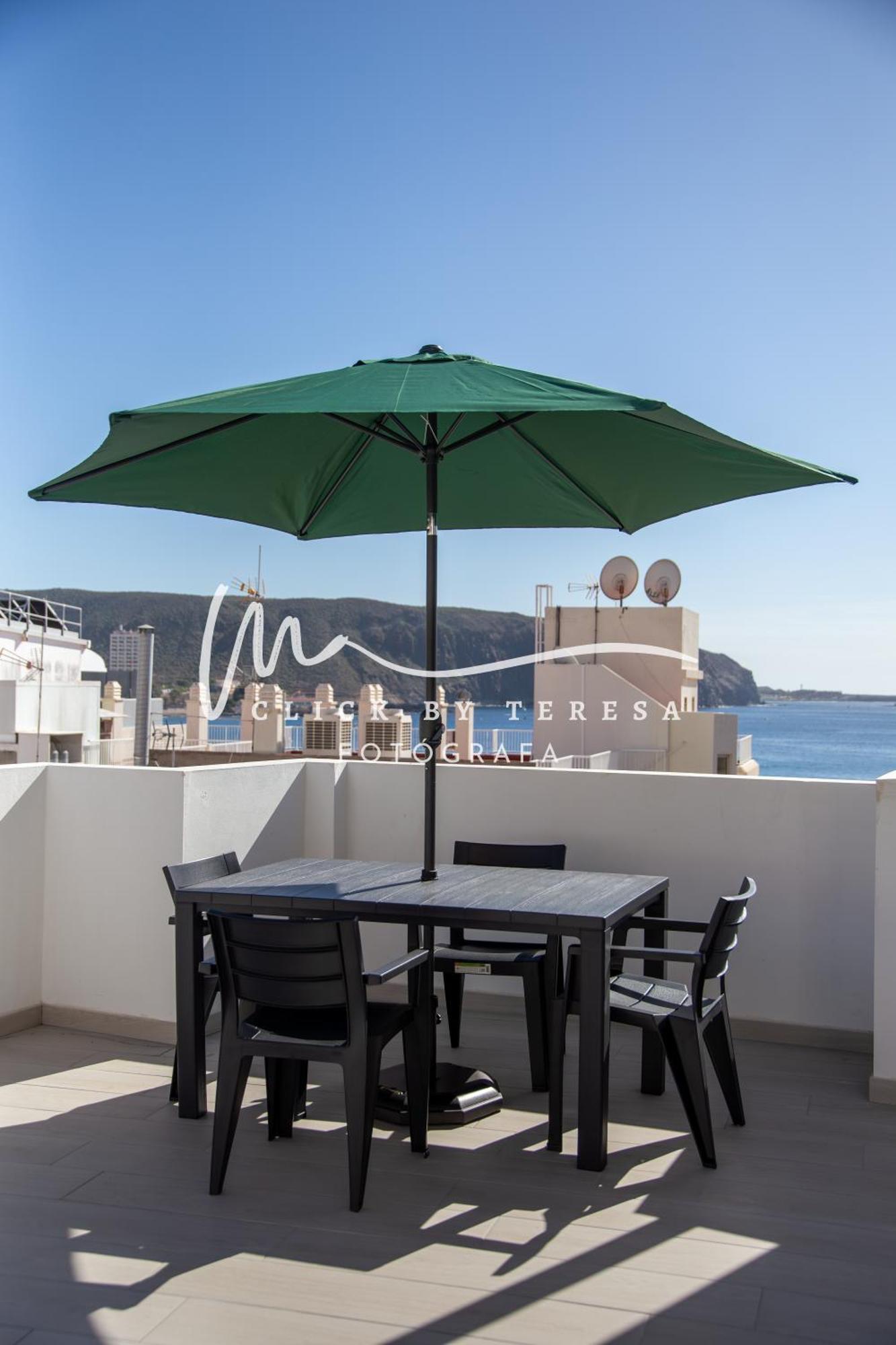 Few Steps From The Beach Hostel In Los Cristianos 아로나 외부 사진